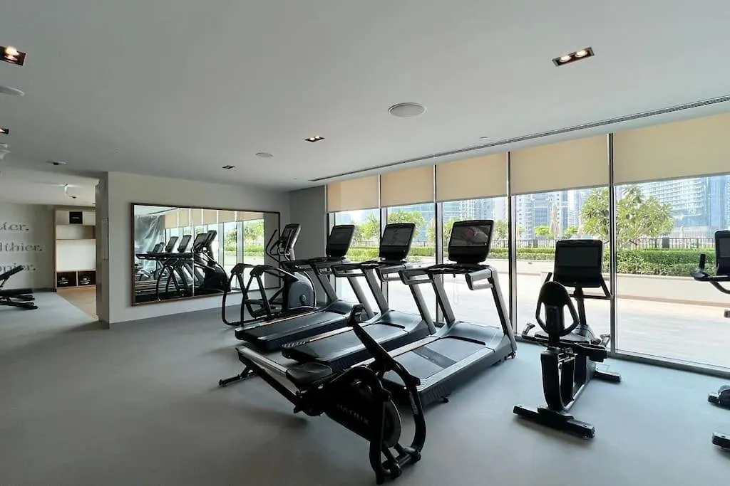 Stunning 3 Bedroom Apartment Facing Burj Dubaj 0*,  Zjednoczone Emiraty Arabskie